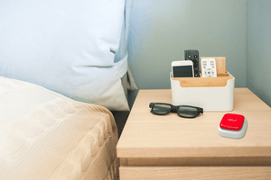 emergency_button_nightstand02.png